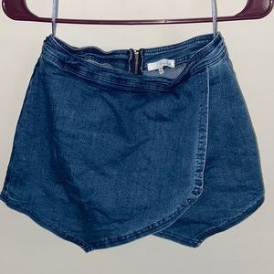 Skirt in front and shorts in the back